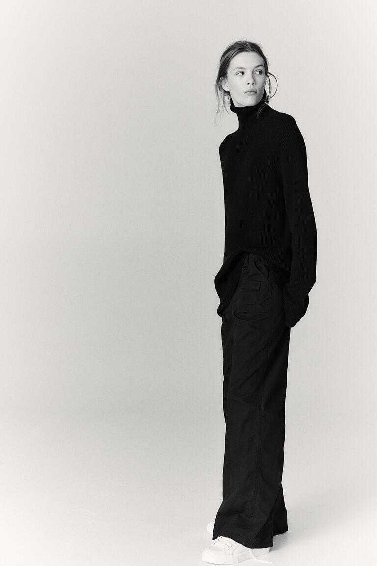 Брюки-карго из парусины H&M, черный
Брюки-карго из парусины H&M, черный