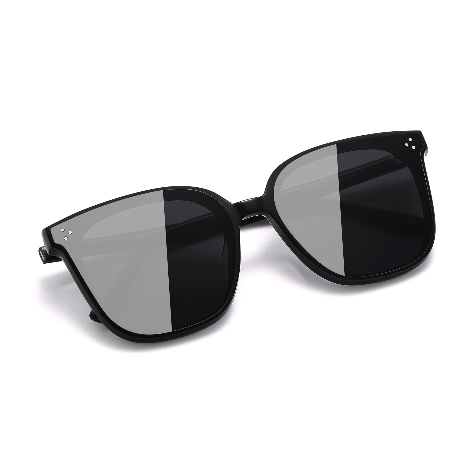 Солнцезащитные очки асимметричной формы унисекс PULAIS, черная оправа с серыми линзами
Солнцезащитные очки асимметричной формы унисекс PULAIS, черная оправа с серыми линзами