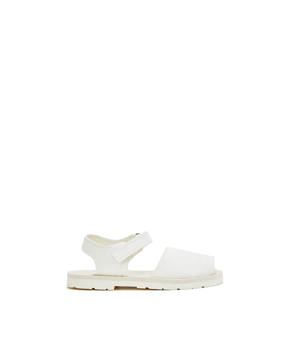 Детские резиновые сандалии Menorquina на липучке CASTELL MENORCA, белый
Детские резиновые сандалии Menorquina на липучке CASTELL MENORCA, белый