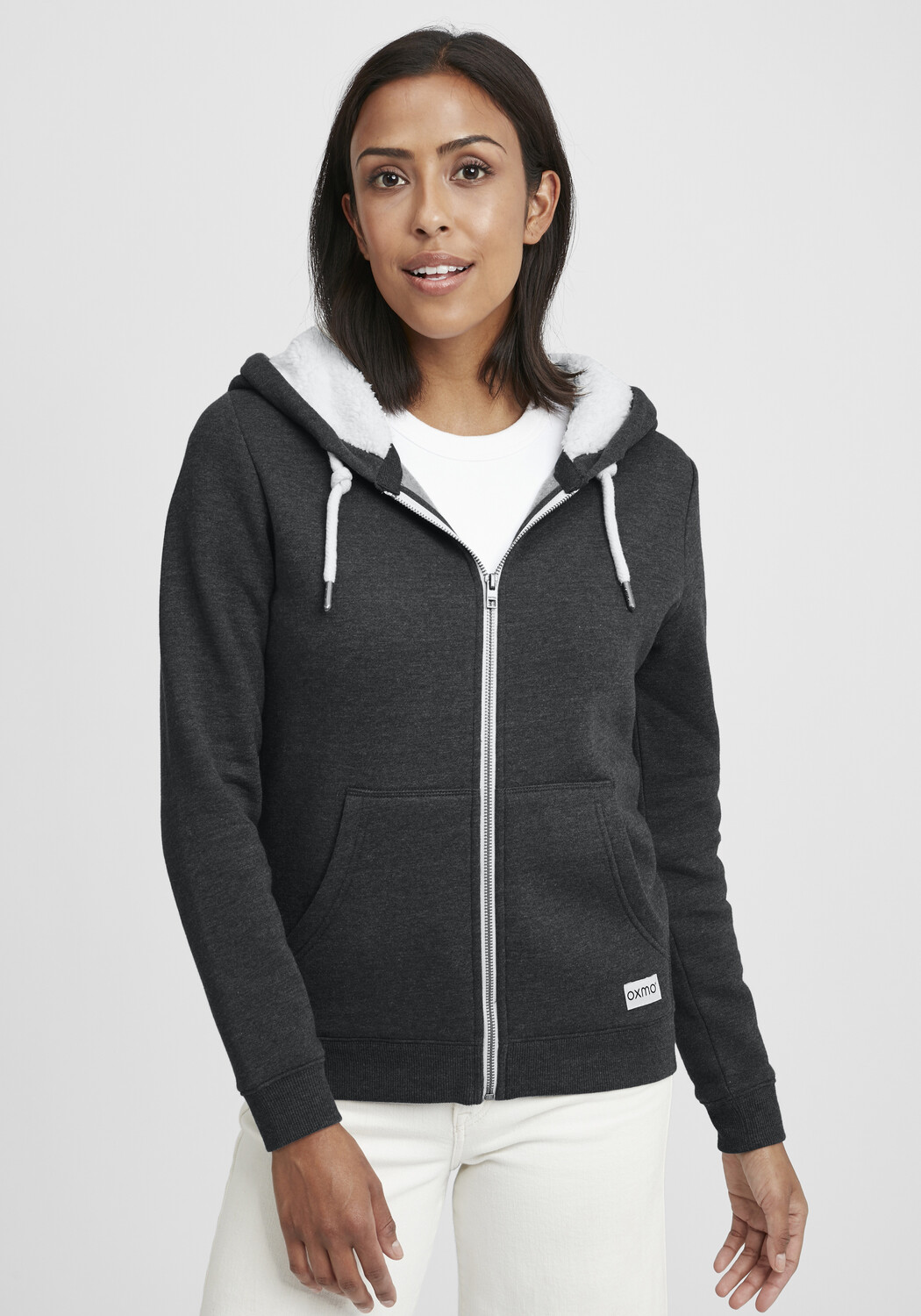 Толстовка Oxmo Kapuzen, серый
Толстовка Oxmo Kapuzen, серый