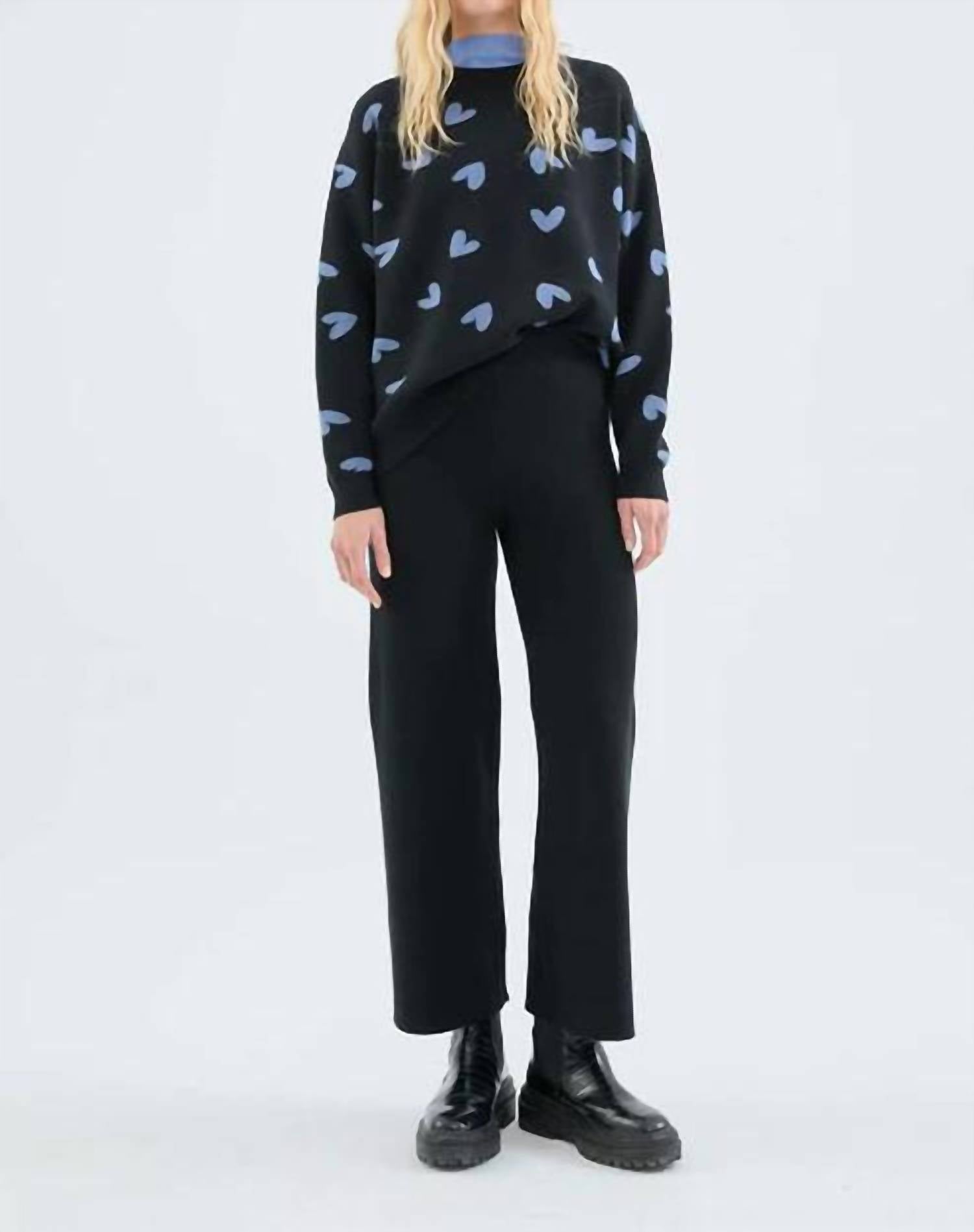 Прямые брюки черного цвета Compania Fantastica
Прямые брюки черного цвета Compania Fantastica