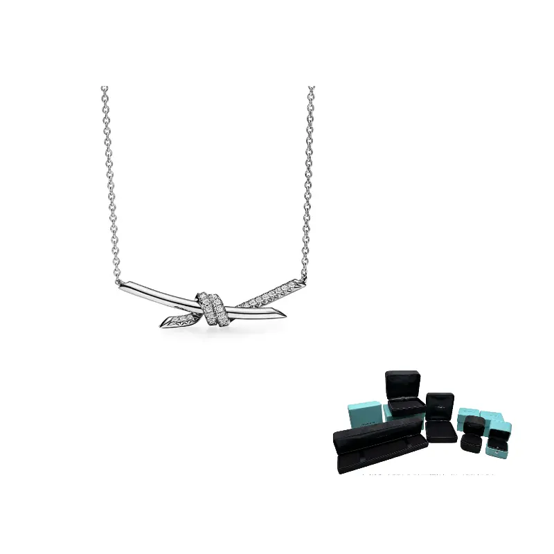 TIFFANY & CO. Knot Collection 18K White Gold Колье для женщин, серебристый
TIFFANY & CO. Knot Collection 18K White Gold Колье для женщин, серебристый