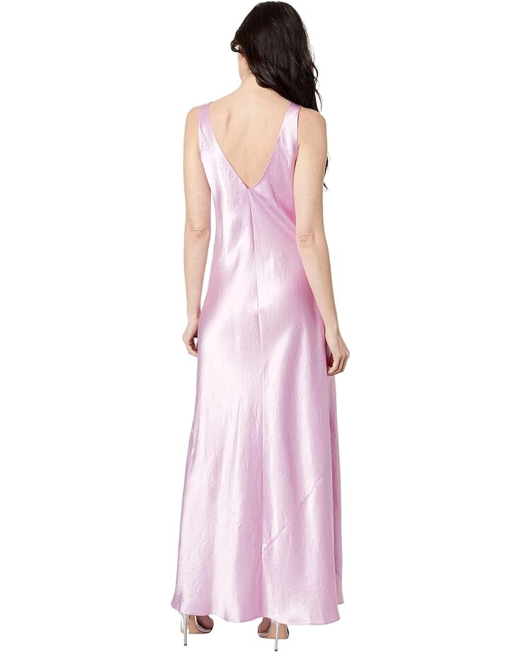 Платье Vince V-Neck Maxi Slip Dress, цвет Petal Nectar
Платье Vince V-Neck Maxi Slip Dress, цвет Petal Nectar