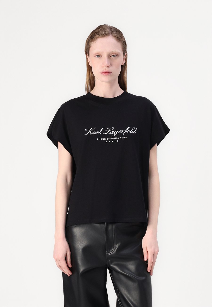 Футболка KARL LAGERFELD SIGNATURE, Black
Футболка KARL LAGERFELD SIGNATURE, Black