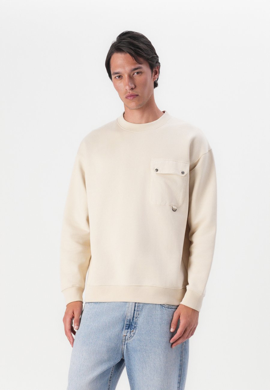 Толстовка Barbour LEAZES CREW NECK , Ecru/Beige
Толстовка Barbour LEAZES CREW NECK , Ecru/Beige