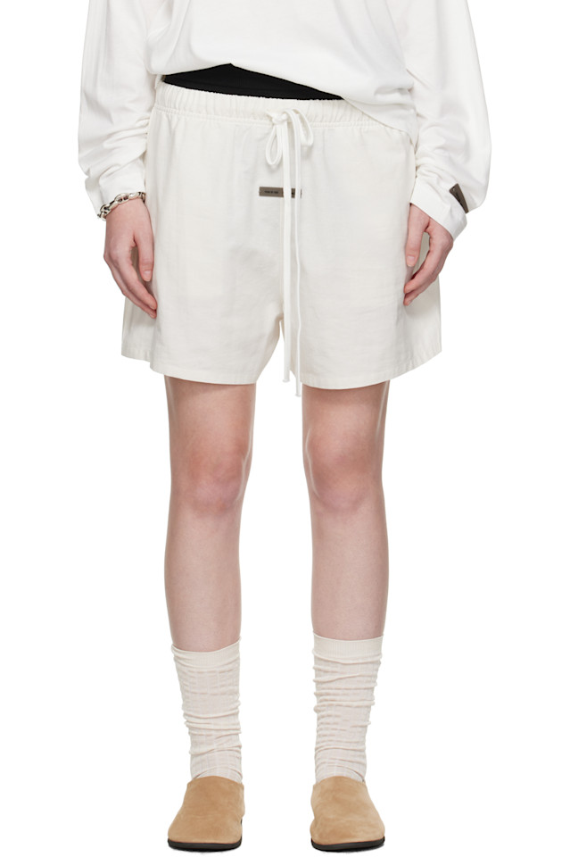 Fear Of God Essentials Белые футбольные шорты
Fear Of God Essentials Белые футбольные шорты
