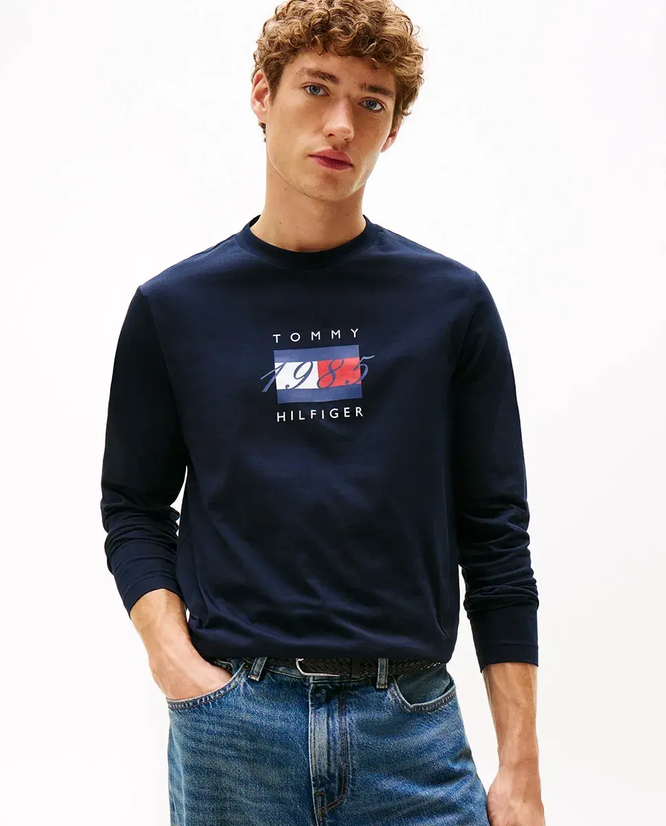 Мужская футболка с длинным рукавом и круглым вырезом Tommy Hilfiger, темно-синий
Мужская футболка с длинным рукавом и круглым вырезом Tommy Hilfiger, темно-синий