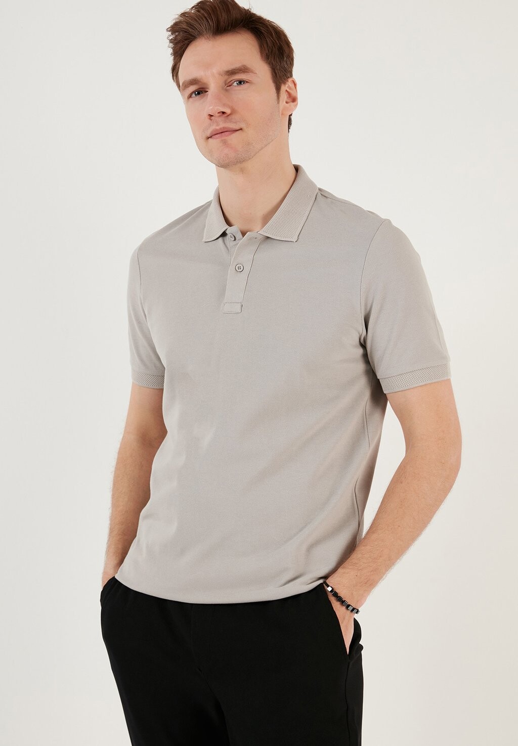Рубашка-поло Regular Buratti, светло-серая
Рубашка-поло Regular Buratti, светло-серая
