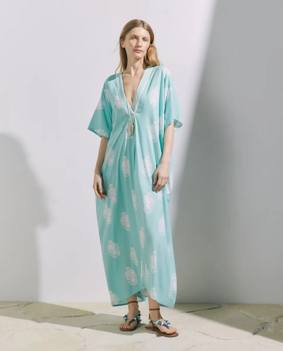 Женский кафтан с балдахинчиком Stella Rittwagen, бирюзовый
Женский кафтан с балдахинчиком Stella Rittwagen, бирюзовый