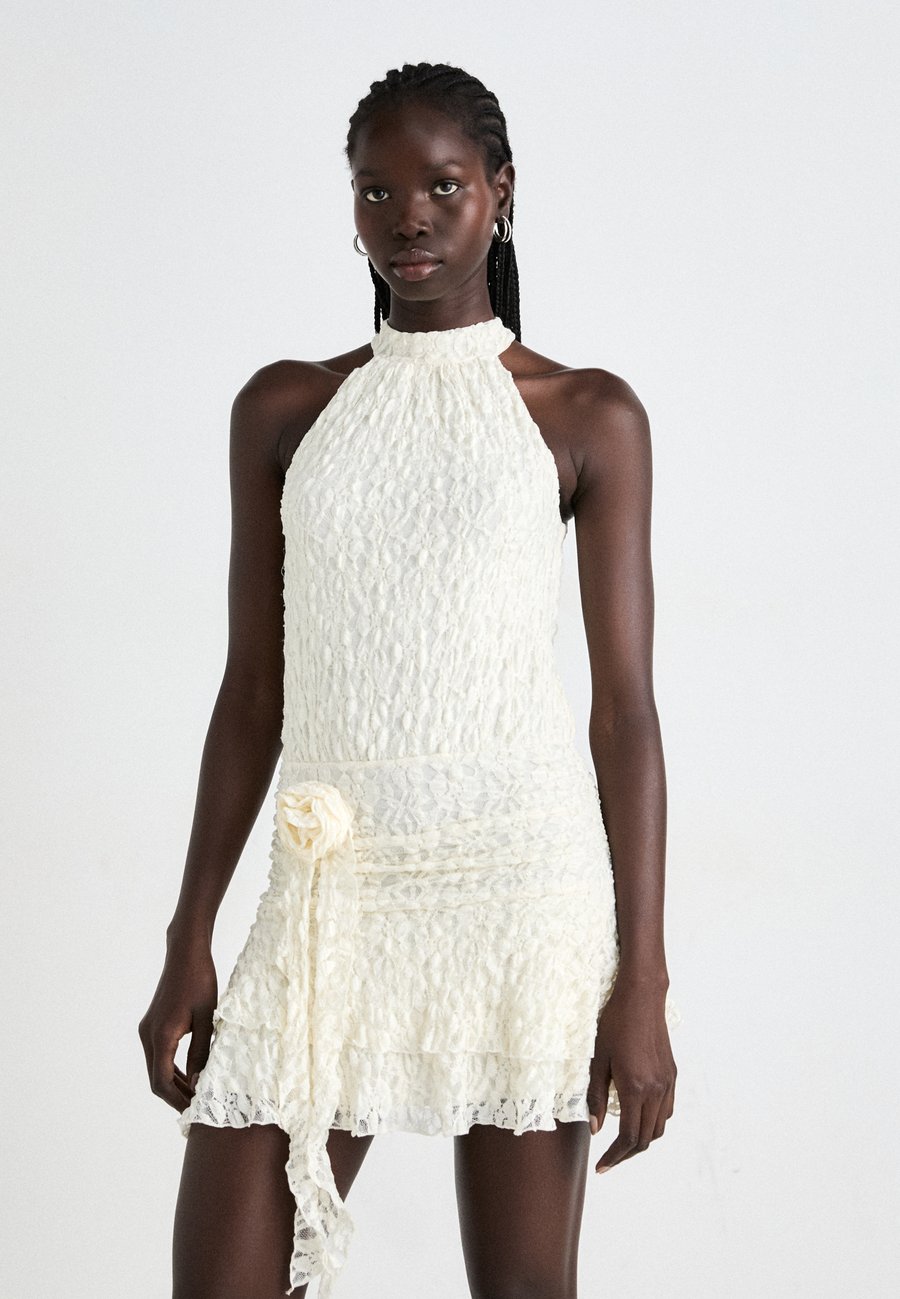 Платье Gina Tricot MINI DRESS, Ecru/Off-White
Платье Gina Tricot MINI DRESS, Ecru/Off-White