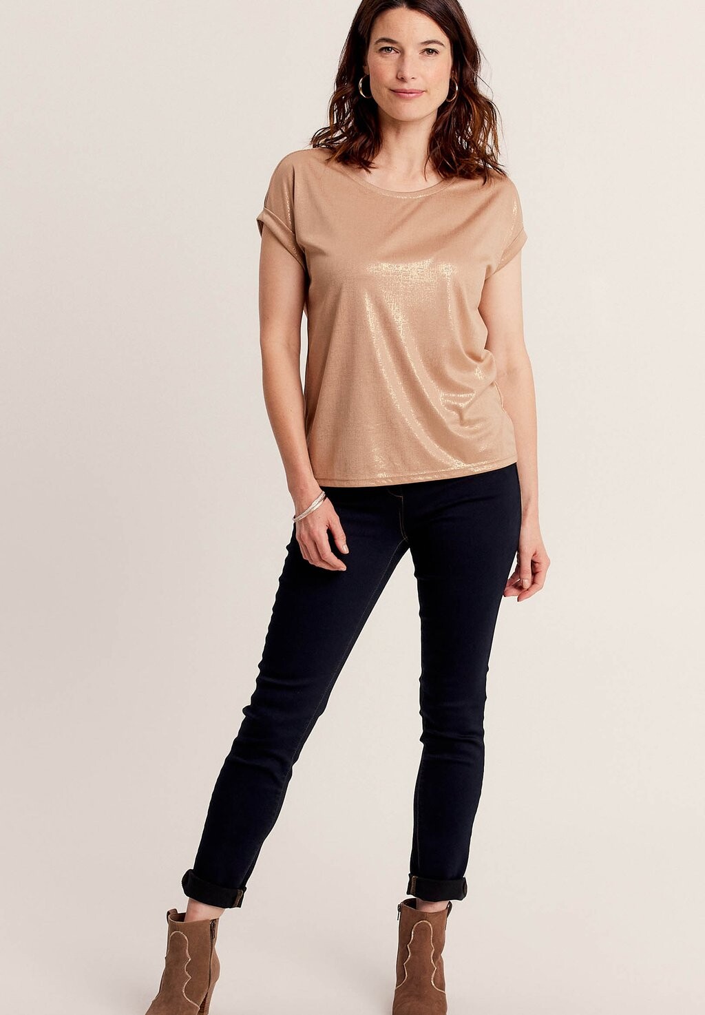 Принт на футболке MIT KURZEN ÄRMELN Breal, золото
Принт на футболке MIT KURZEN ÄRMELN Breal, золото