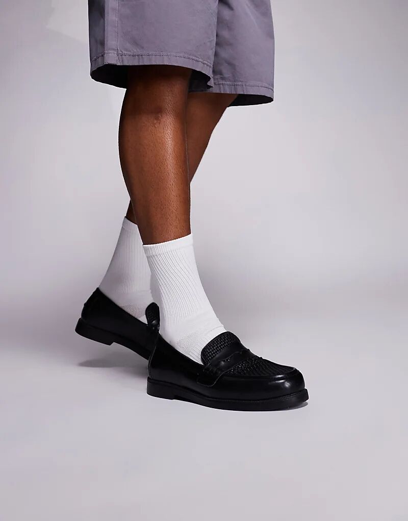 Плетеные мокасины Bershka черного цвета
Плетеные мокасины Bershka черного цвета