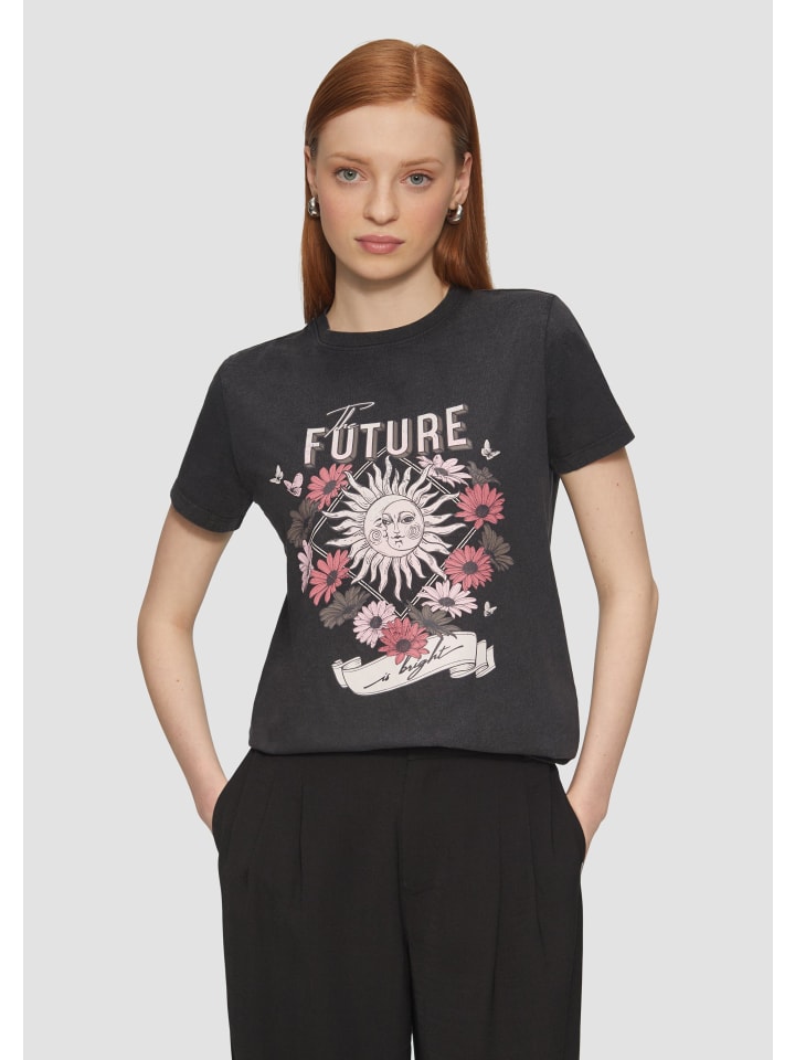 Футболка QS, черный
Футболка QS, черный