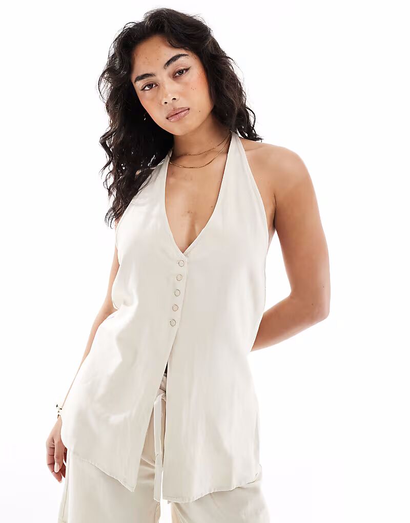 Жилет-халтер в цвете овсянки Vero Moda
Жилет-халтер в цвете овсянки Vero Moda