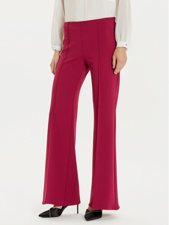 Тканевые брюки стандартного кроя Rinascimento, красный
Тканевые брюки стандартного кроя Rinascimento, красный