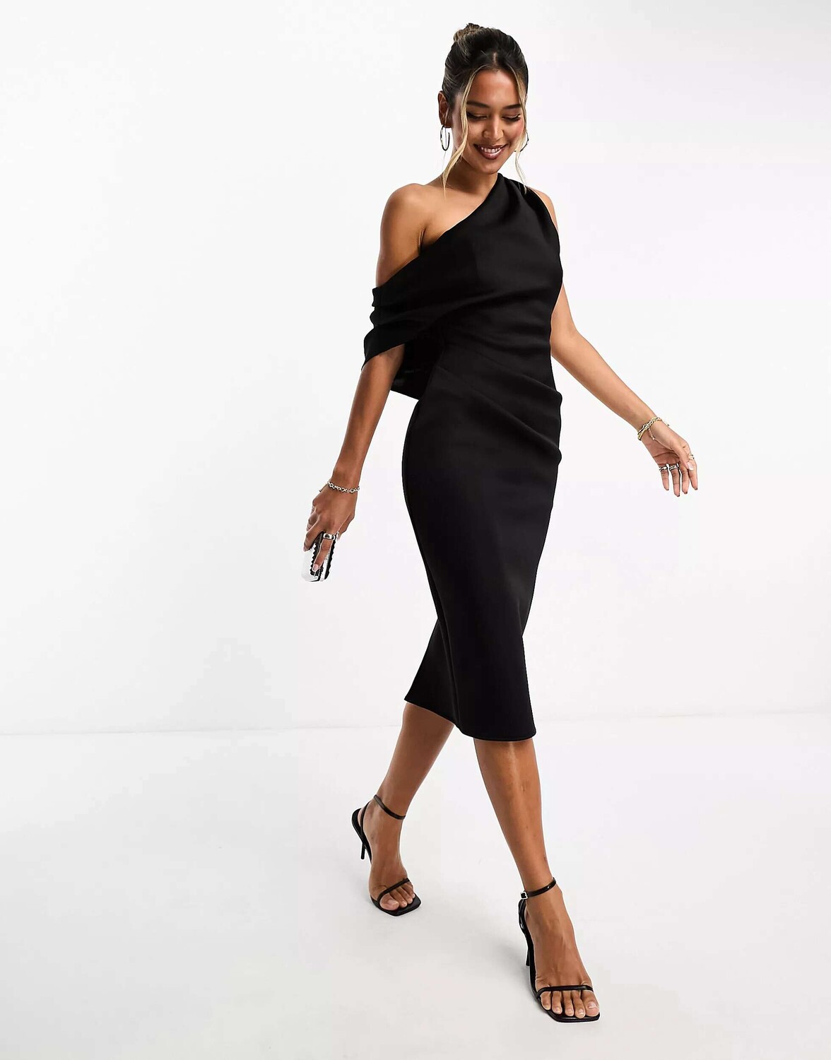 Черное платье миди со складками и спущенными плечами ASOS, Черный, Черное платье миди со складками и спущенными плечами ASOS
Черное платье миди со складками и спущенными плечами ASOS, Черный, Черное платье миди со складками и спущенными плечами ASOS