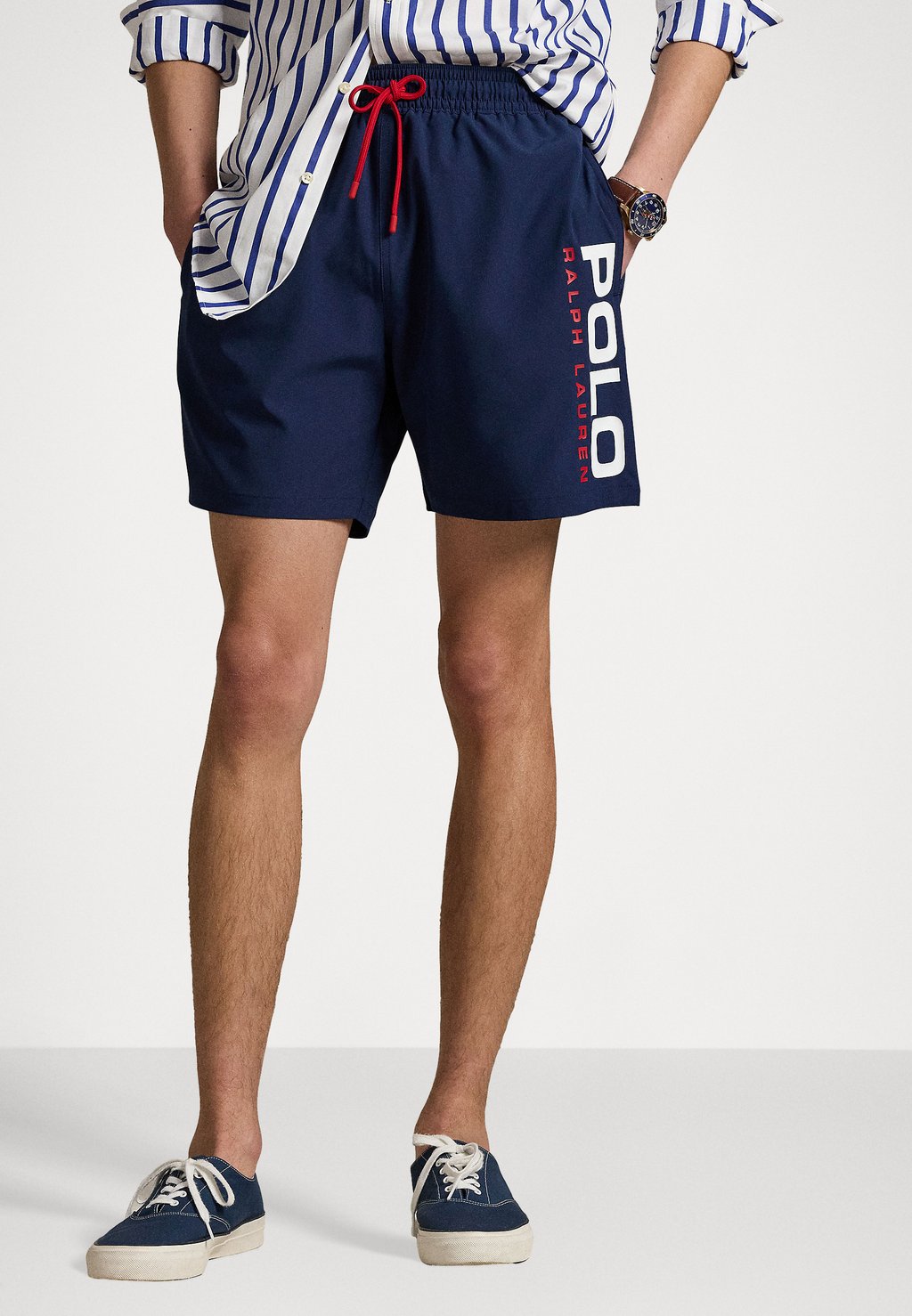 Шорты для плавания 5.75 INCH TRAVELER CLASSIC SWIM TRUNK Polo Ralph Lauren, темно-синий
Шорты для плавания 5.75 INCH TRAVELER CLASSIC SWIM TRUNK Polo Ralph Lauren, темно-синий