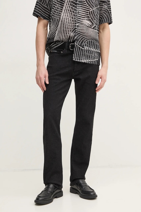 Джинсы Calvin Klein Jeans, черный
Джинсы Calvin Klein Jeans, черный