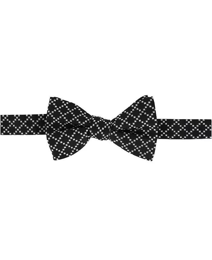 Шелковый галстук-бабочка с геометрическим узором рябины TRAFALGAR, черный
Шелковый галстук-бабочка с геометрическим узором рябины TRAFALGAR, черный