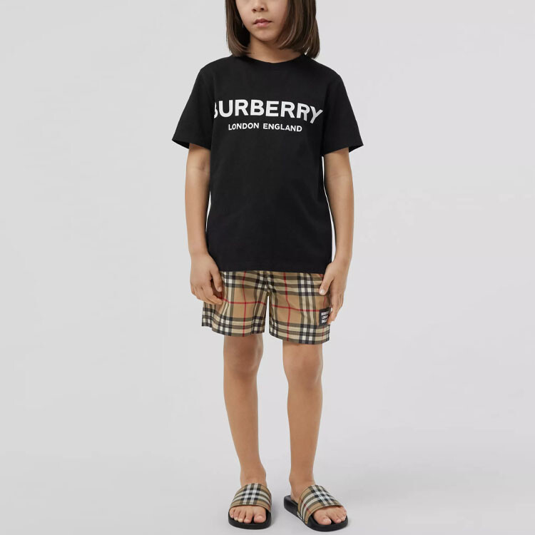 Детские шорты Burberry, цвет Archive Beige
Детские шорты Burberry, цвет Archive Beige