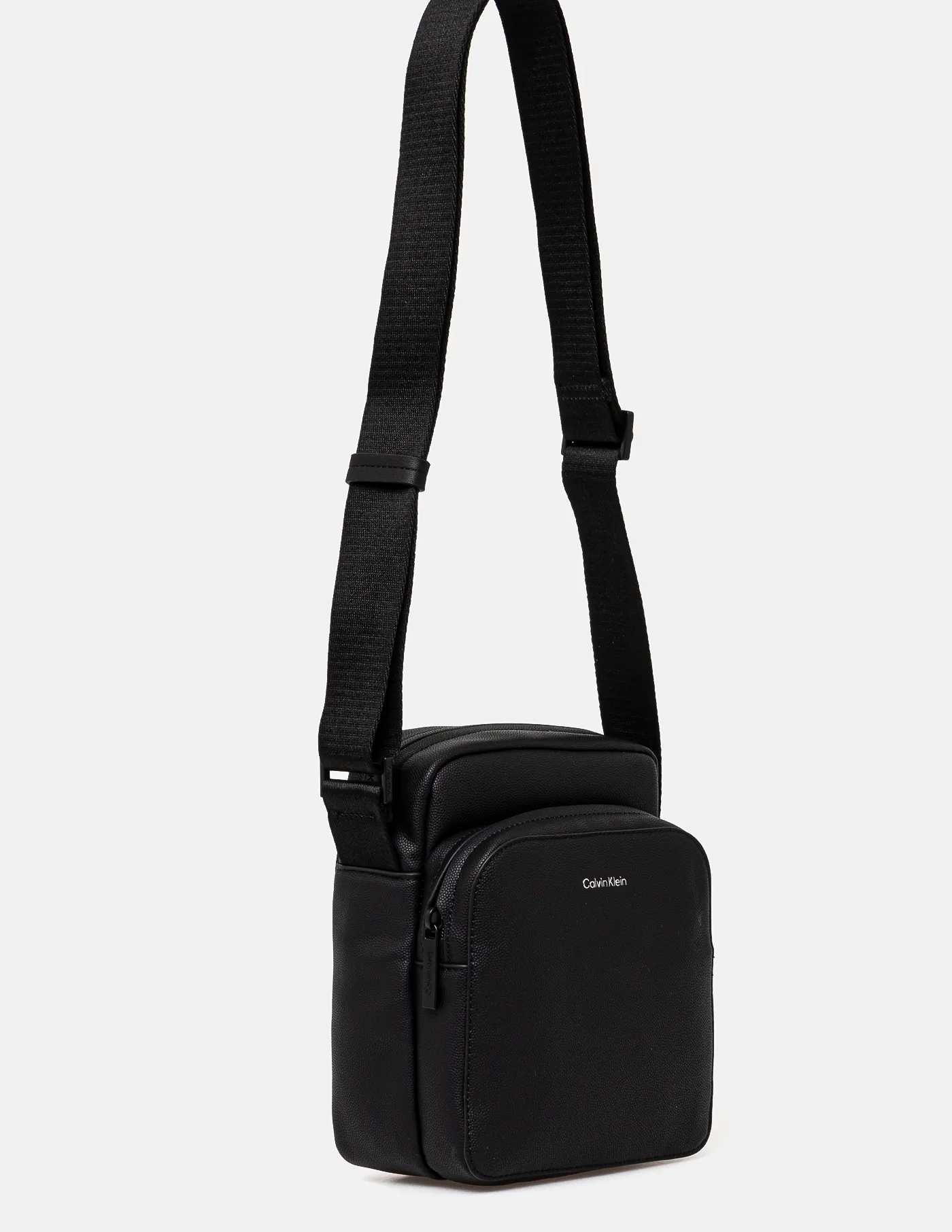 Сумочка Calvin Klein, черный
Сумочка Calvin Klein, черный
