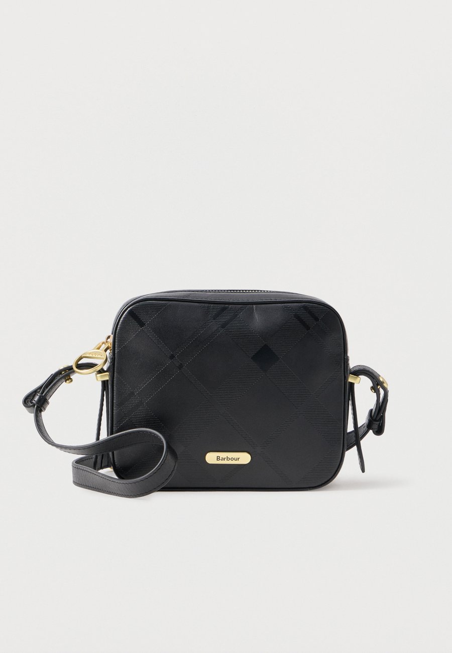 Сумка кросс-боди Barbour DAPHNE DEBOSS CROSSBODY BAG, Black
Сумка кросс-боди Barbour DAPHNE DEBOSS CROSSBODY BAG, Black