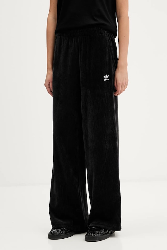 Вельветовые спортивные штаны essentials Adidas Originals, черный
Вельветовые спортивные штаны essentials Adidas Originals, черный