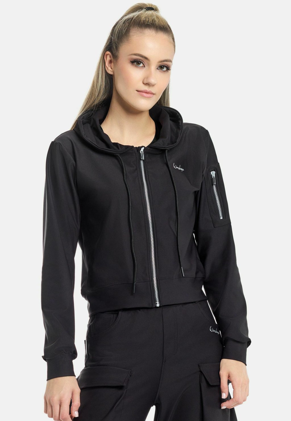 Толстовка на молнии Winshape, черный
Толстовка на молнии Winshape, черный