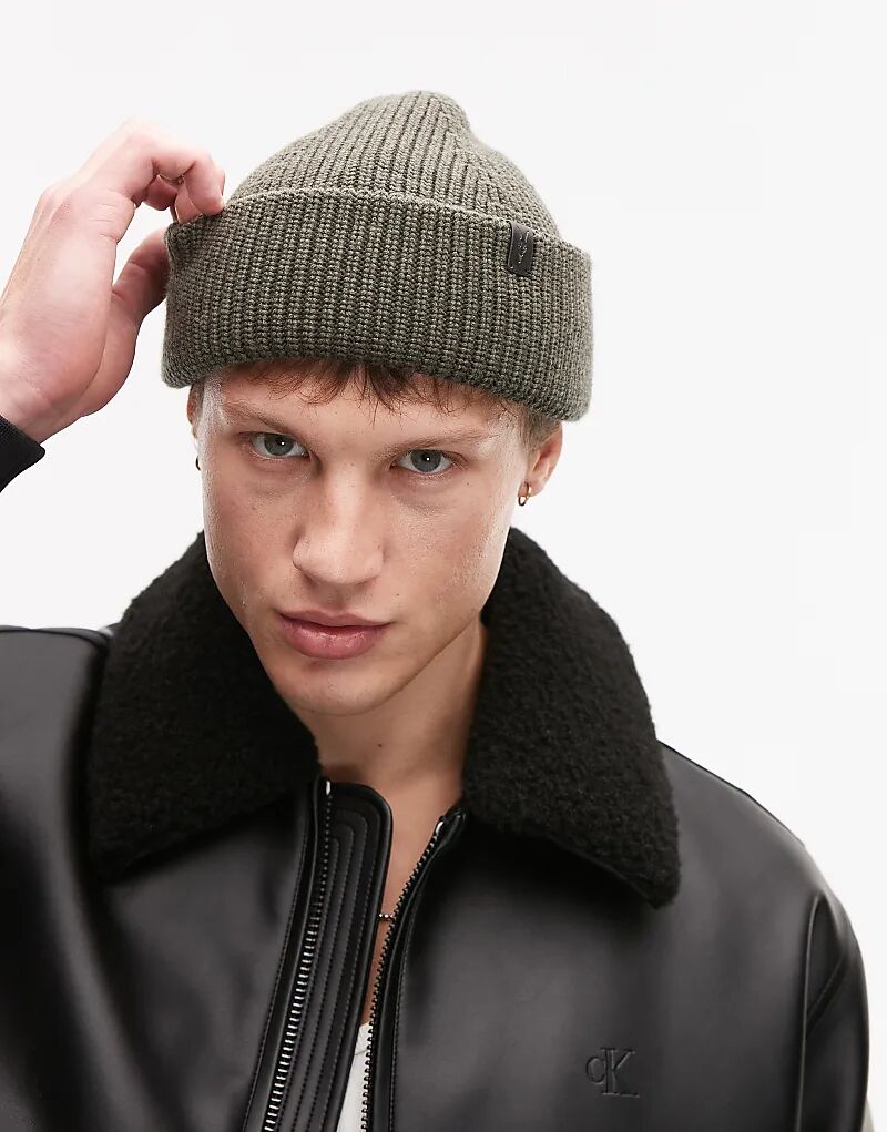 Шапка-бини из шерсти мериноса в зеленом цвете AllSaints
Шапка-бини из шерсти мериноса в зеленом цвете AllSaints