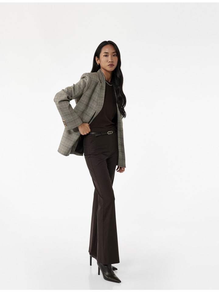 Брюки коричневого цвета KOTON
Брюки коричневого цвета KOTON