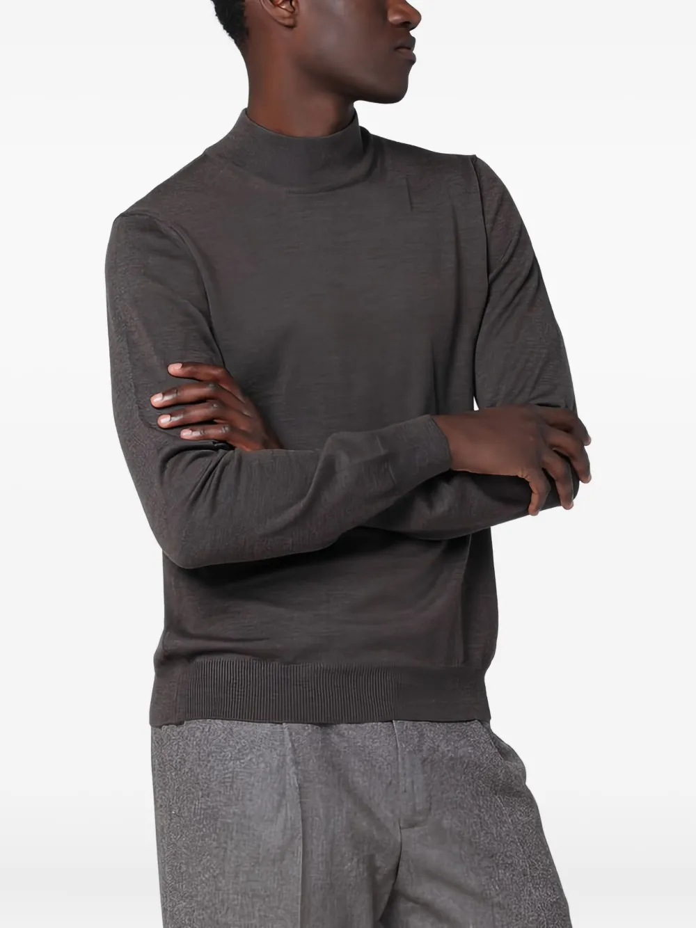 Свитер Lionel Tagliatore, коричневый
Свитер Lionel Tagliatore, коричневый