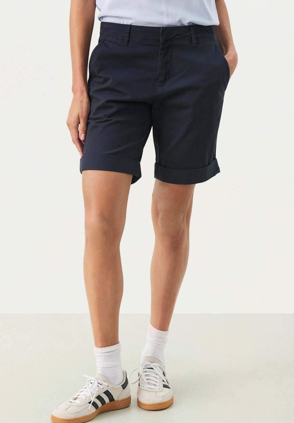 Шорты HANIJANPW SHO Part Two, темно-синий
Шорты HANIJANPW SHO Part Two, темно-синий