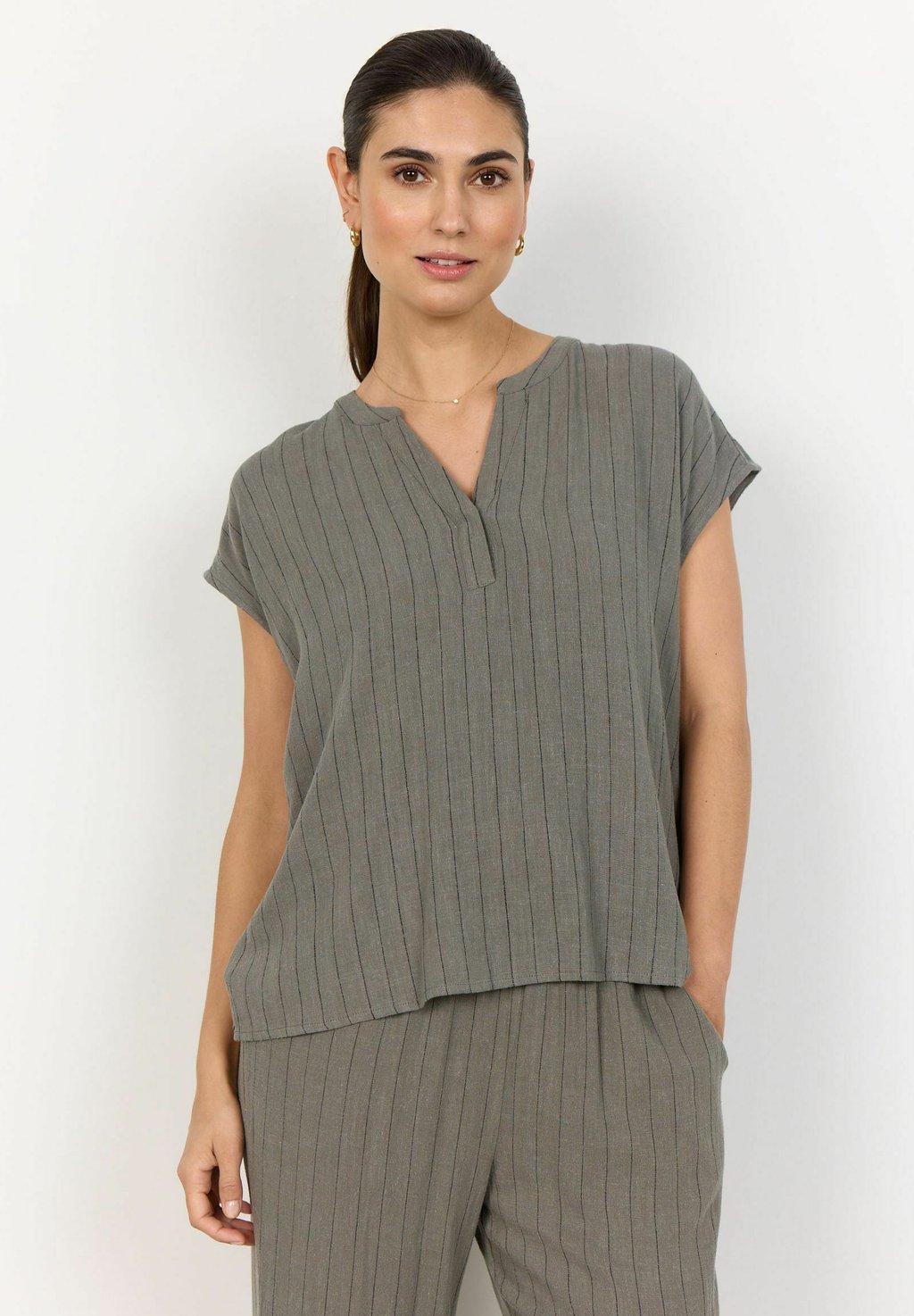 Блуза SC-POULA 1 Soyaconcept, зеленый
Блуза SC-POULA 1 Soyaconcept, зеленый