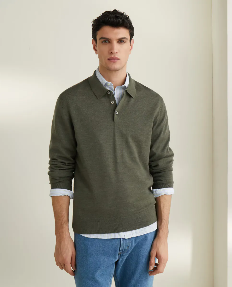 Мужской однотонный свитер поло с вырезом воротника 100% меринос Emidio Tucci, цвет Kaki
Мужской однотонный свитер поло с вырезом воротника 100% меринос Emidio Tucci, цвет Kaki