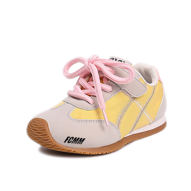 Детские кроссовки для подростков FCMM, бежевый/розовый
Детские кроссовки для подростков FCMM, бежевый/розовый