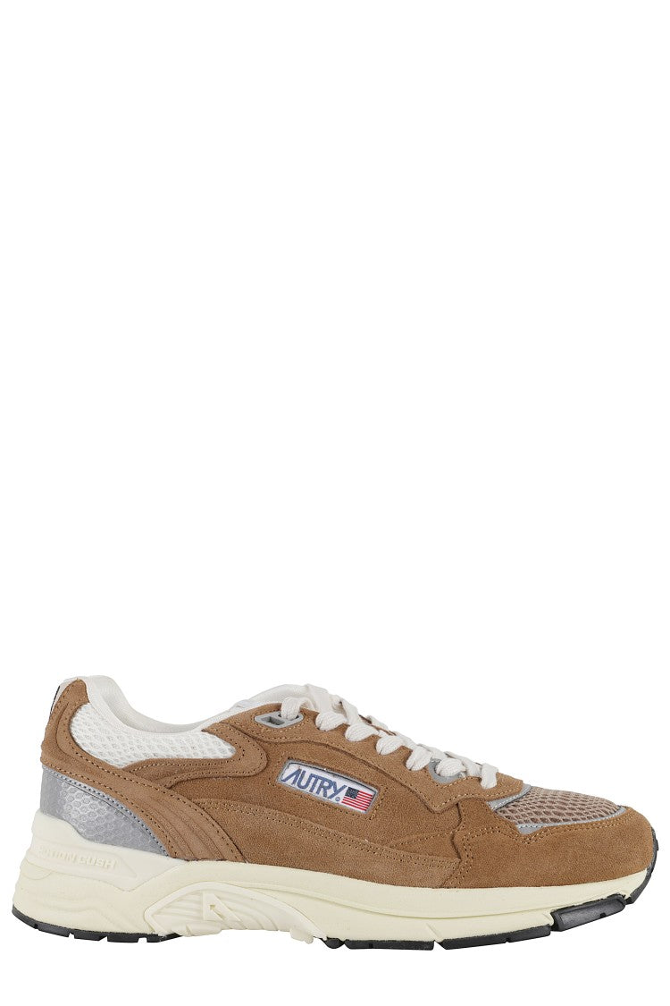 Кроссовки Hyperway мужские Autry, коричневый
Кроссовки Hyperway мужские Autry, коричневый