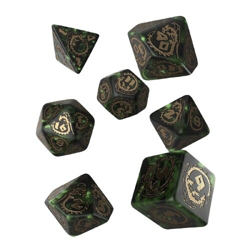 Набор из 7 зеленых и золотых кубиков RPG Dice Dragon, настольная игра, Q-WORKSHOP
Набор из 7 зеленых и золотых кубиков RPG Dice Dragon, настольная игра, Q-WORKSHOP