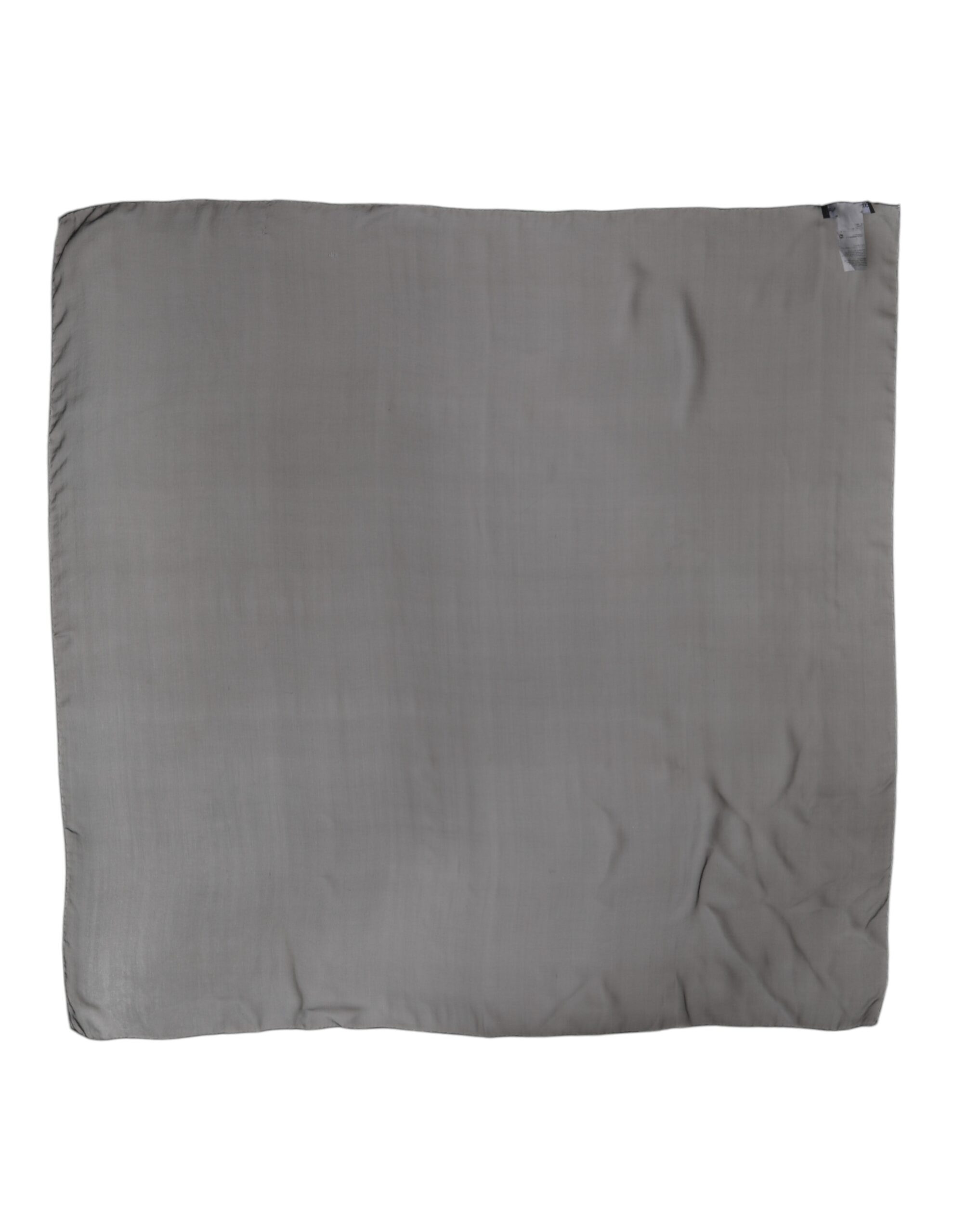 Серый черный шелковый квадратный женский платок-шарф Dolce & Gabbana
Серый черный шелковый квадратный женский платок-шарф Dolce & Gabbana