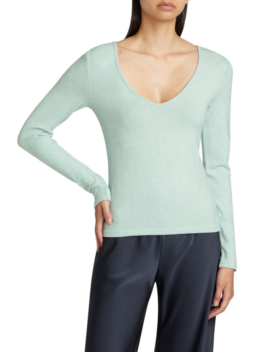 Уютный топ с длинными рукавами и V-образным вырезом Vince, цвет Aqua Mineral
Уютный топ с длинными рукавами и V-образным вырезом Vince, цвет Aqua Mineral