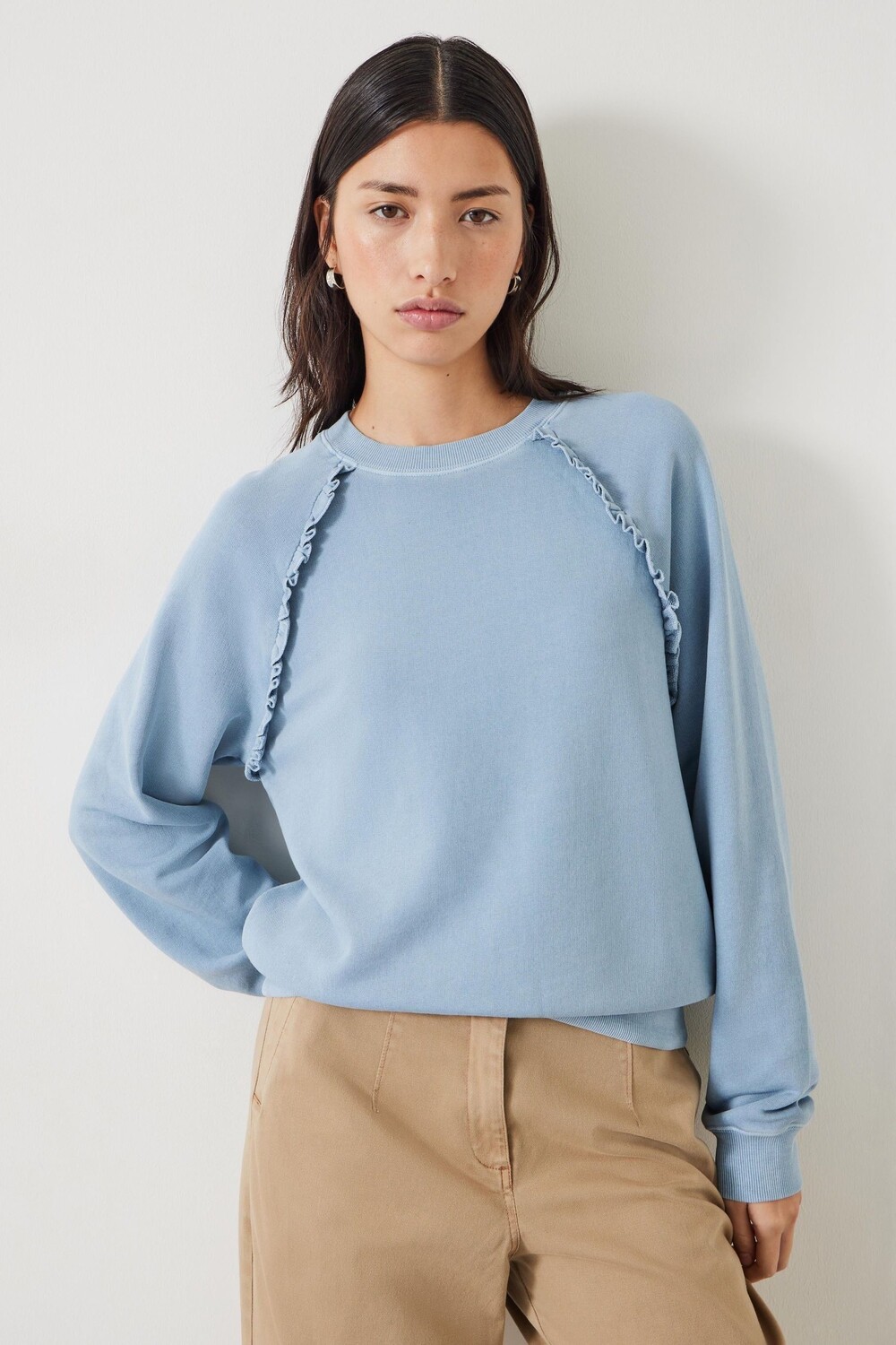 Толстовка Amayah с декоративными рюшами Hush, синий
Толстовка Amayah с декоративными рюшами Hush, синий