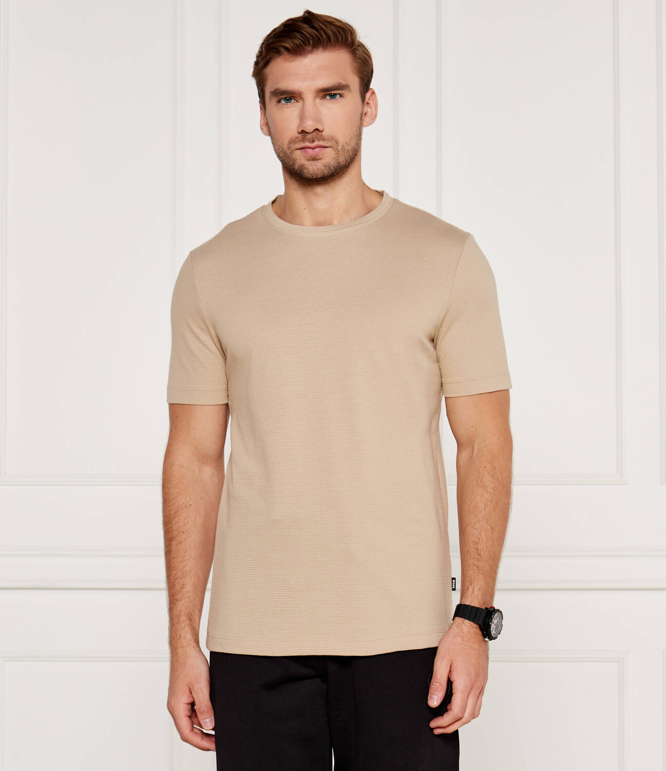 Футболка BOSS BLACK Tiburt Regular Fit, бежевый
Футболка BOSS BLACK Tiburt Regular Fit, бежевый