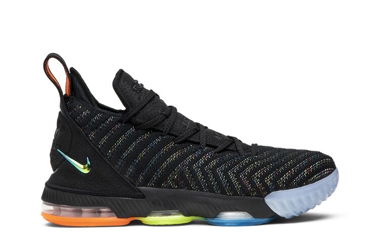 Кроссовки Nike LeBron 16 GS 'I Promise', черный
Кроссовки Nike LeBron 16 GS 'I Promise', черный