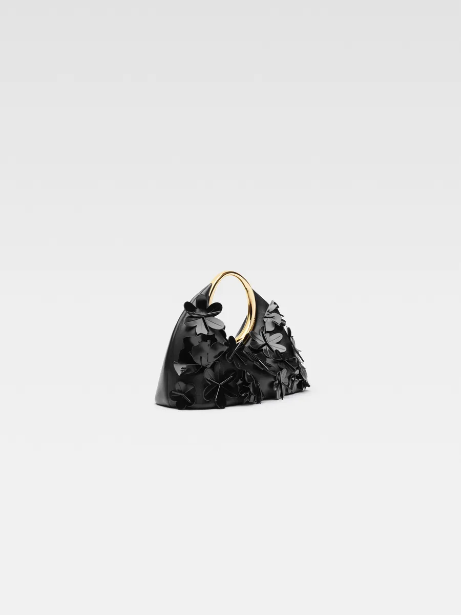 Мини-сумочка с кольцами Le petit Calino brodé Jacquemus, черный
Мини-сумочка с кольцами Le petit Calino brodé Jacquemus, черный