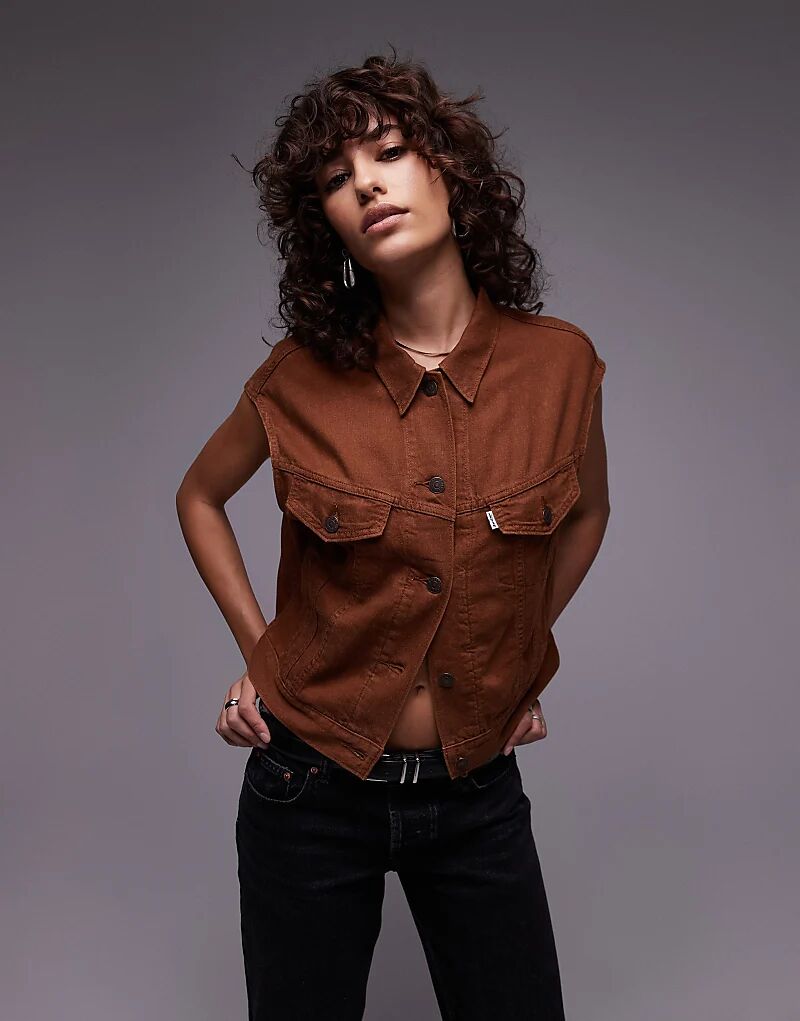 Укороченный джинсовый топ 90-х годов коричневого цвета Levi's
Укороченный джинсовый топ 90-х годов коричневого цвета Levi's