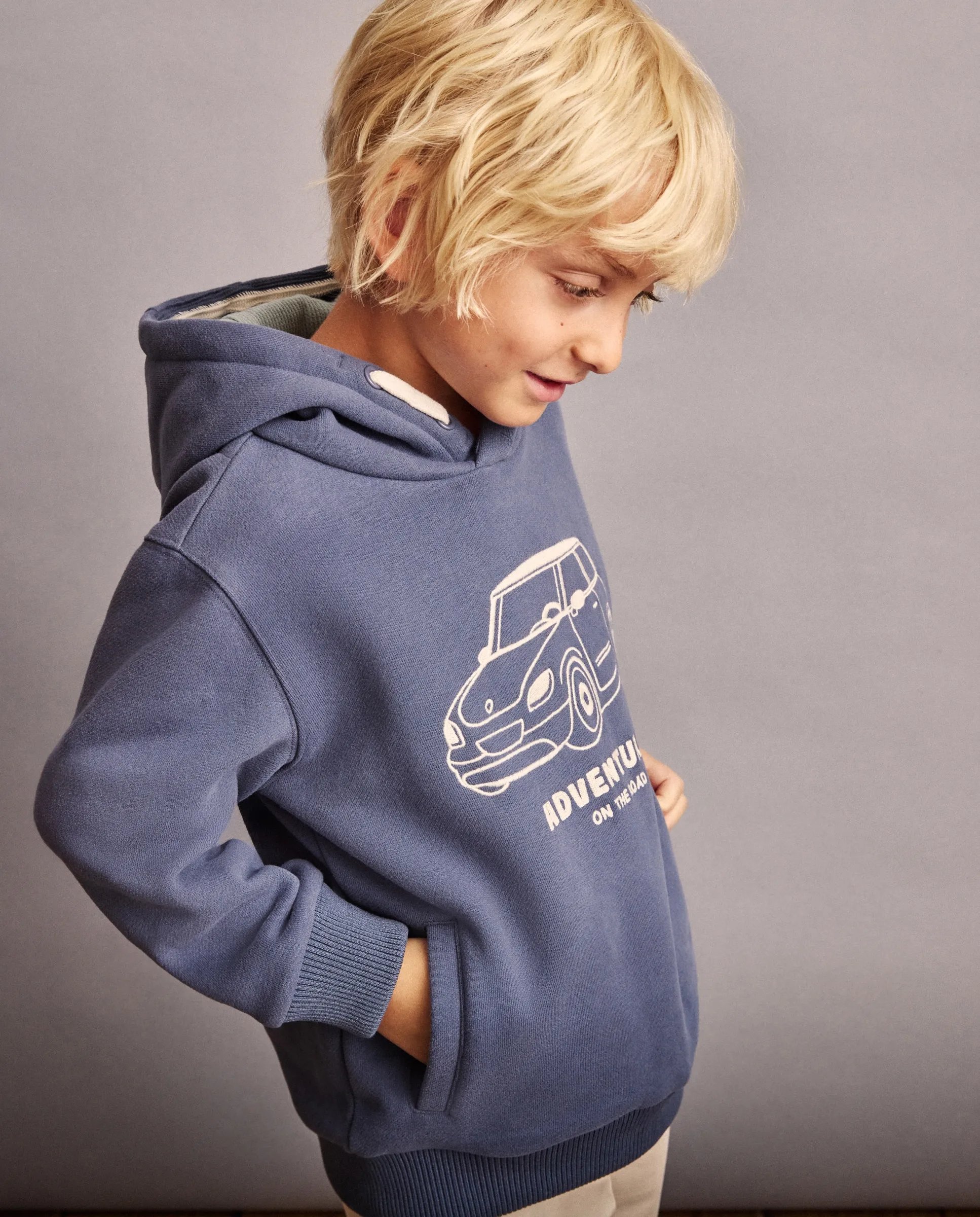 Детское худи с вафельной тканью, прямым карманом и фантазийным принтом Coconut El Corte Inglés, темно-синий
Детское худи с вафельной тканью, прямым карманом и фантазийным принтом Coconut El Corte Inglés, темно-синий