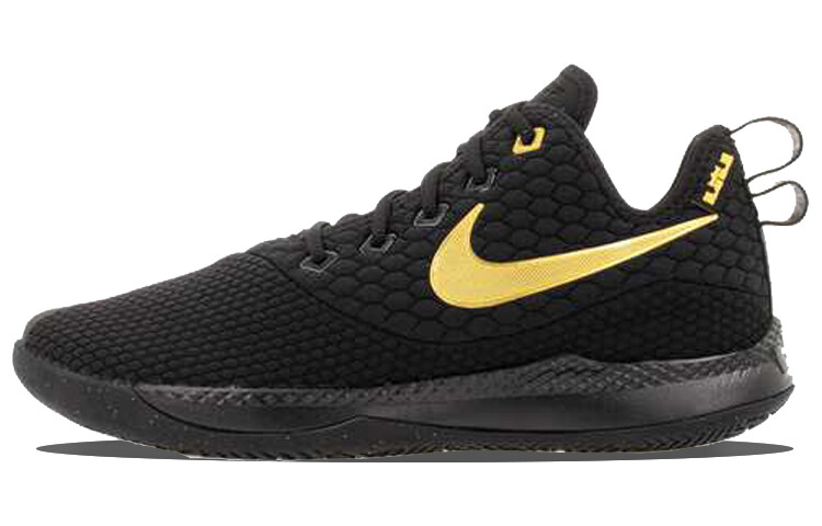 Мужские баскетбольные кроссовки Nike Witness 3 
Мужские баскетбольные кроссовки Nike Witness 3