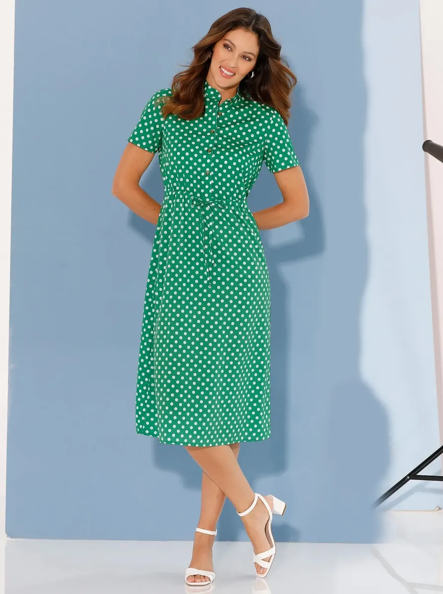 Платье А-силуэта Classic Basics "Платье-блузка-рубашка", зеленый 
Платье А-силуэта Classic Basics "Платье-блузка-рубашка", зеленый