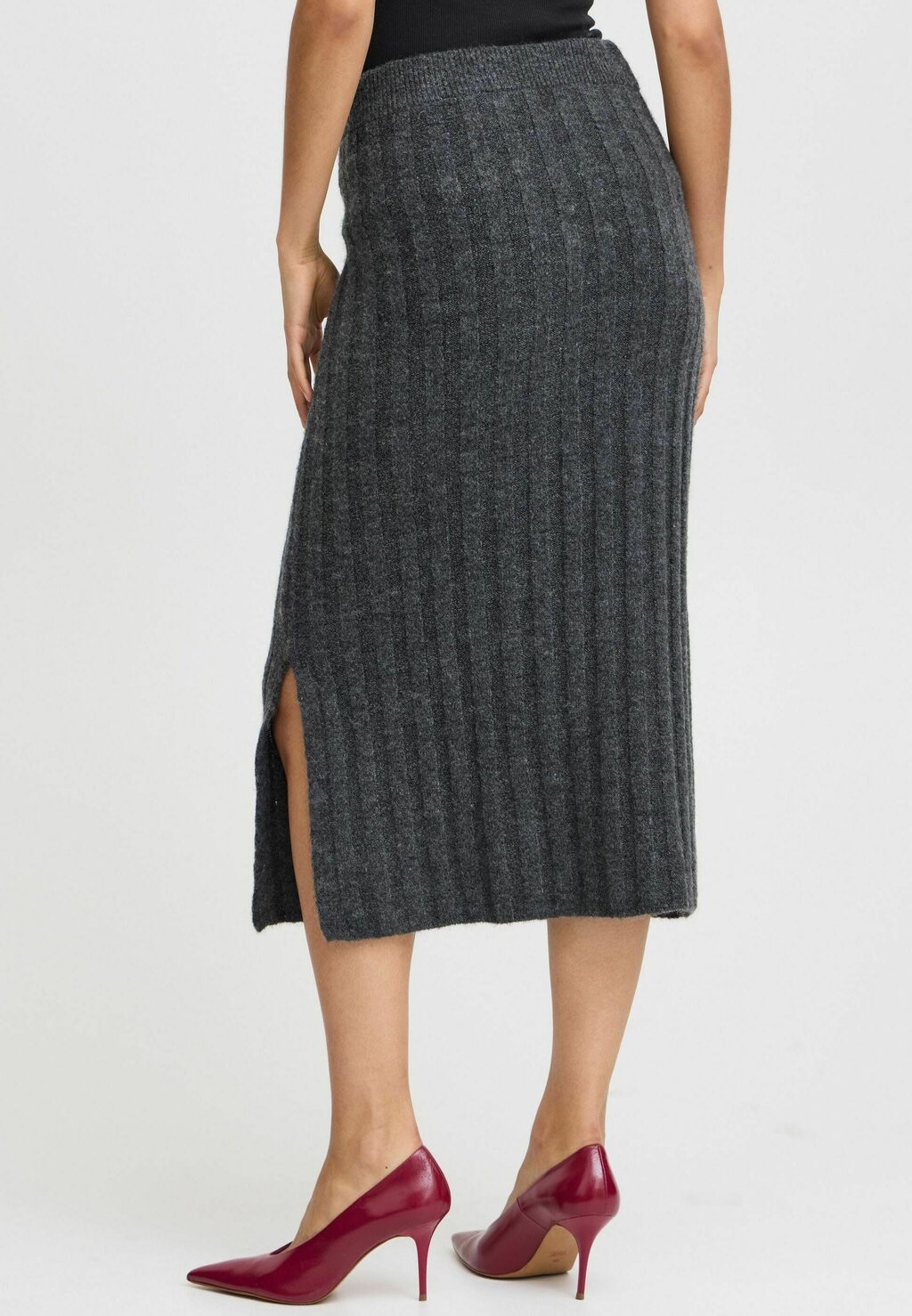 Юбка-карандаш MARIANNE SLIM b.young, серый
Юбка-карандаш MARIANNE SLIM b.young, серый