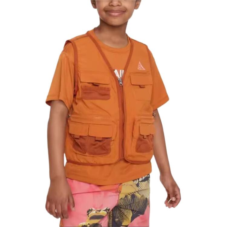 Детский жилет Nike, цвет Monarch Orange
Детский жилет Nike, цвет Monarch Orange