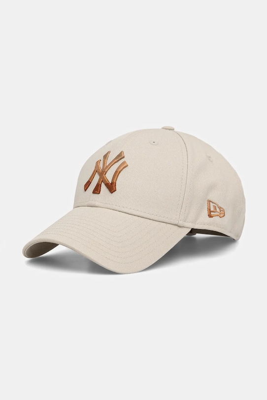 Хлопковая кепка с козырьком 0 New Era, бежевый
Хлопковая кепка с козырьком 0 New Era, бежевый